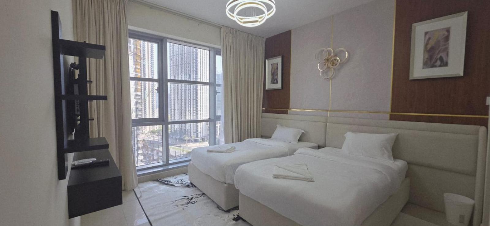 13stnd- Luxury 2bhk - Near Burj Khalifa - Free Parking - Downtown *