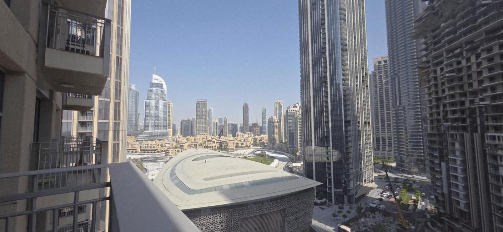 13stnd- Luxury 2bhk - Near Burj Khalifa - Free Parking - Downtown Dubai