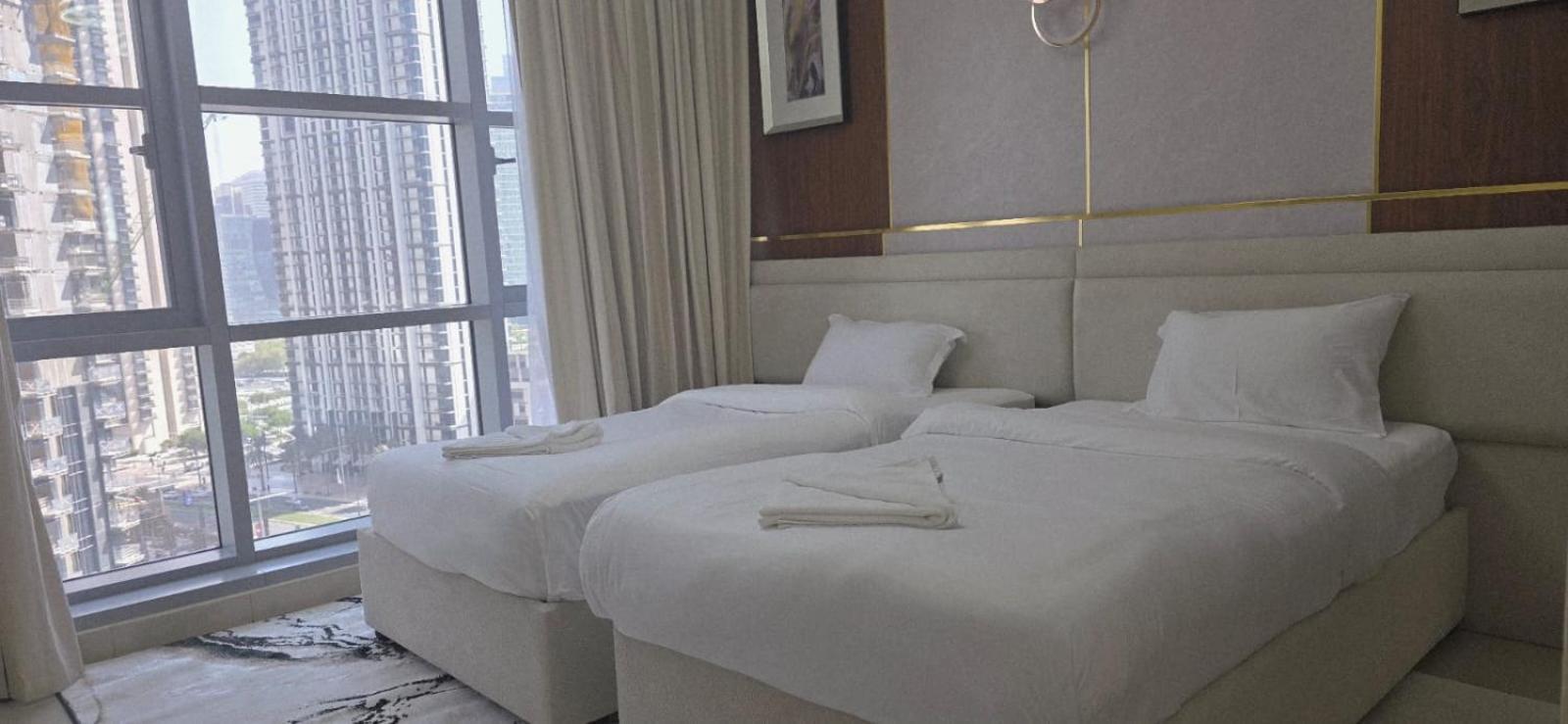 13stnd- Luxury 2bhk - Near Burj Khalifa - Free Parking - Downtown * Dubai